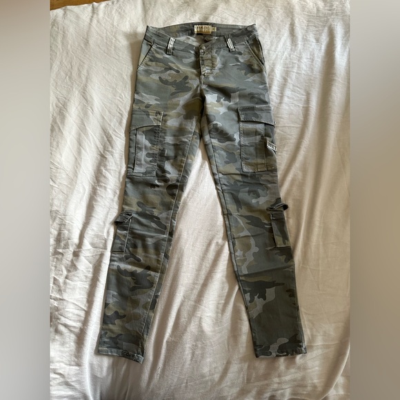 Met Camo Pants - Picture 1 of 3